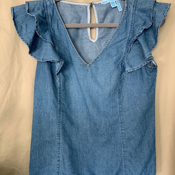 chambray ruffle sleeve top